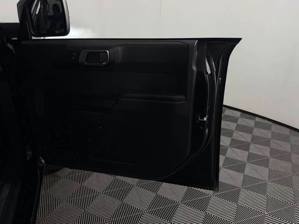 Used 2025 Ford Bronco Big Bend image 34