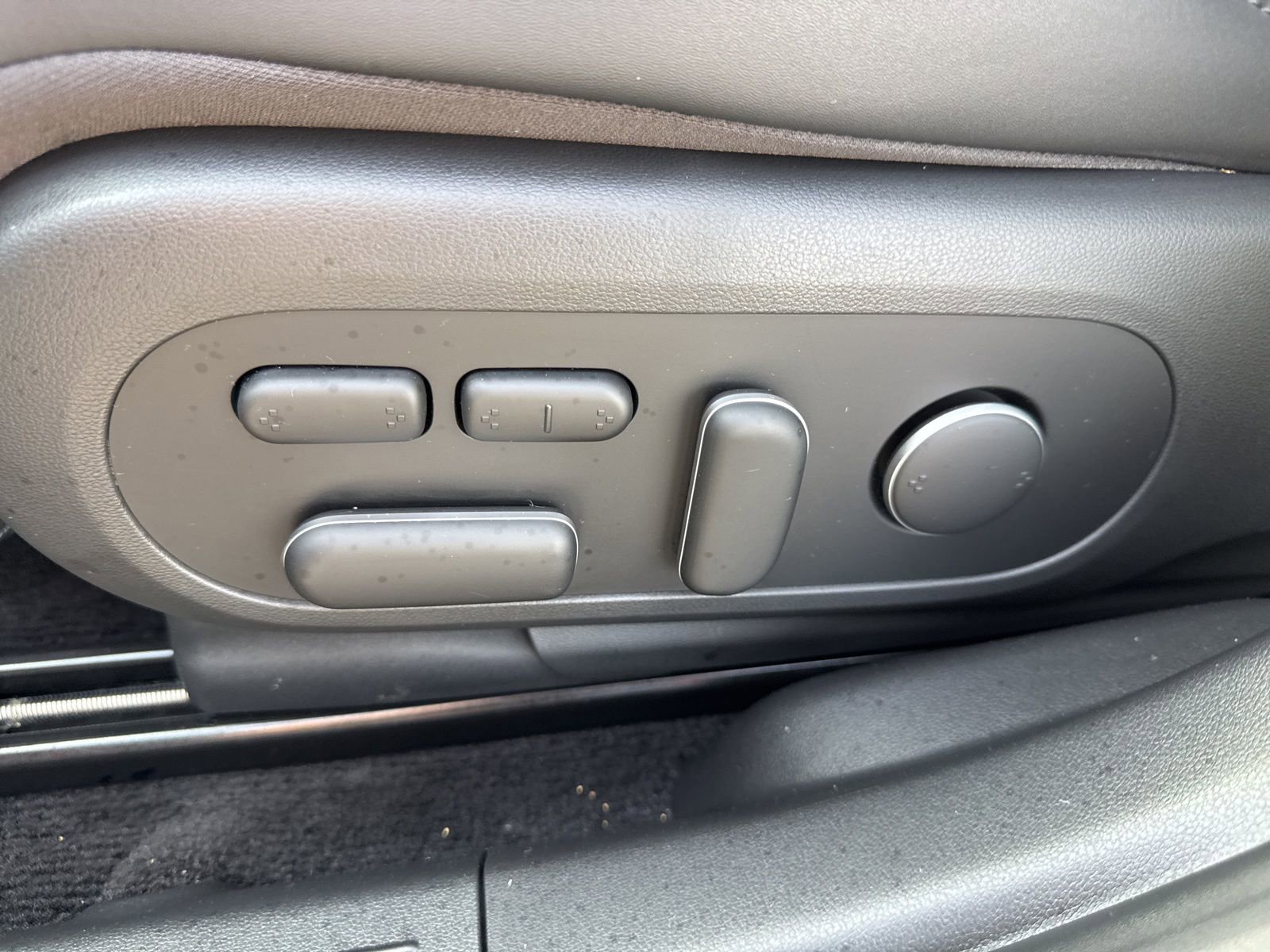 Certified 2023 Hyundai Ioniq 5 Limited w/ Cargo Package image 22