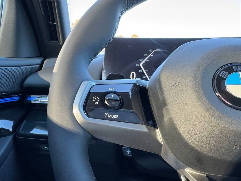 Used 2025 BMW 530i 530i w/ M Sport Package image 24