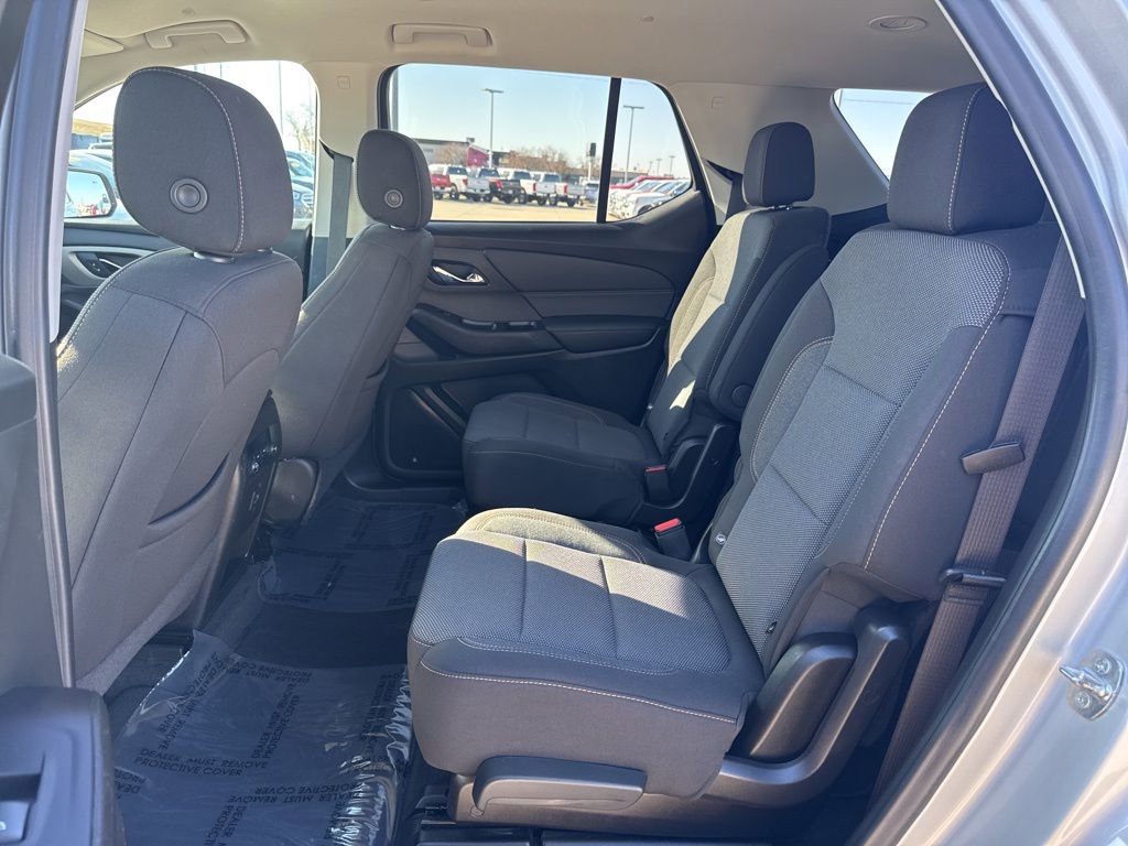 Used 2021 Chevrolet Traverse LT AWD/4WD image 19