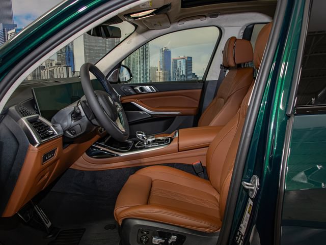 New 2026 BMW ALPINA XB7 AWD/4WD image 18