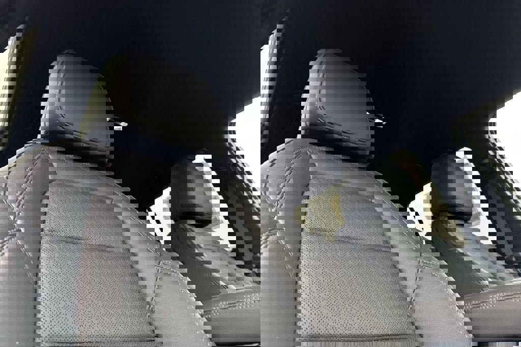 New 2026 Chevrolet Equinox LT w/ Convenience Package II image 17