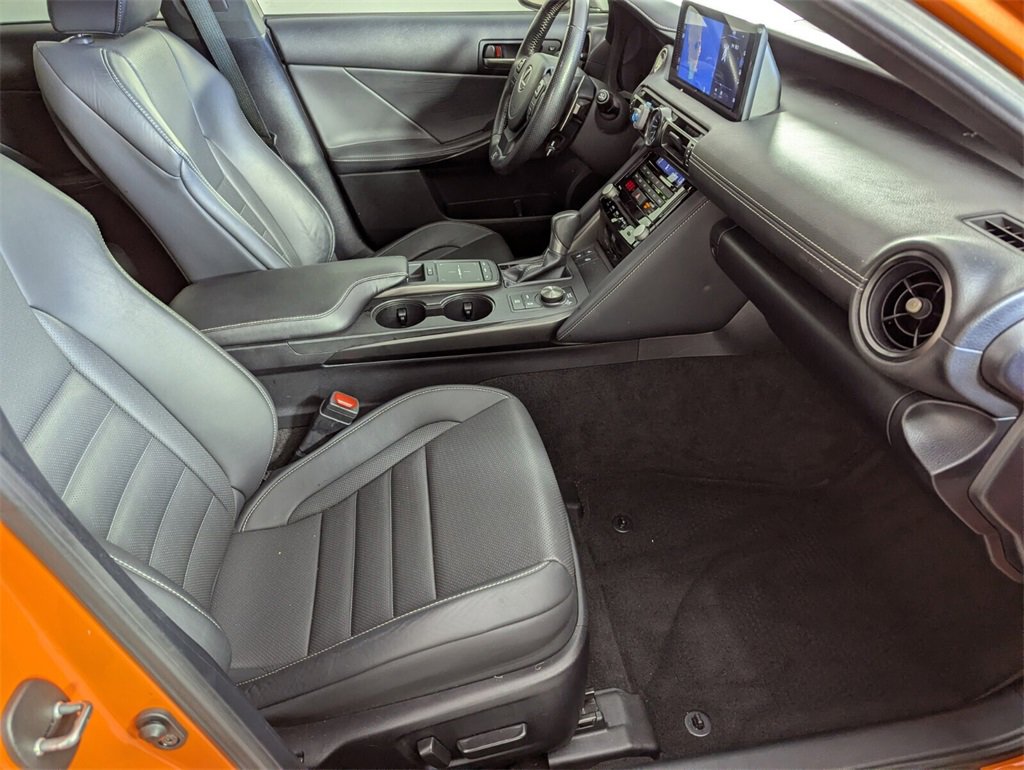 Used 2023 Lexus IS 500 image 34