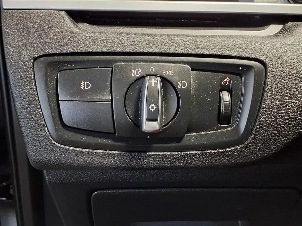 Used 2019 BMW X1 xDrive28i w/ Convenience Package image 19