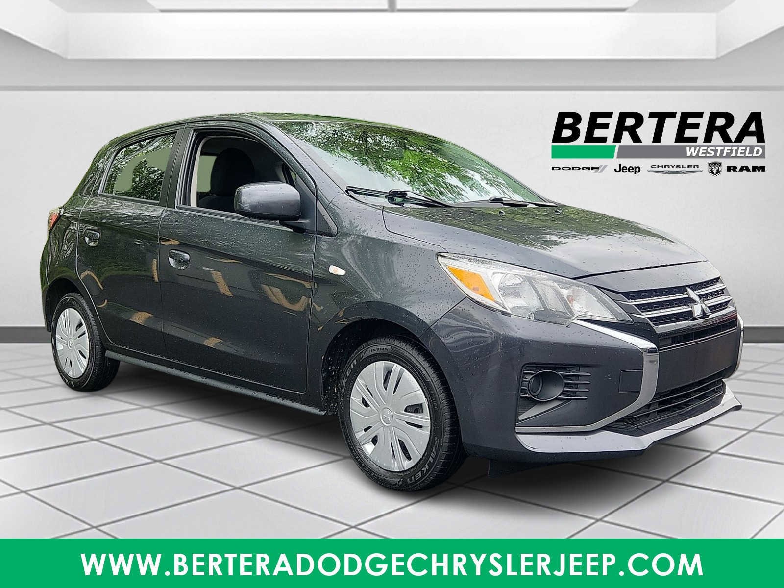 Used 2024 Mitsubishi Mirage ES FWD image 1