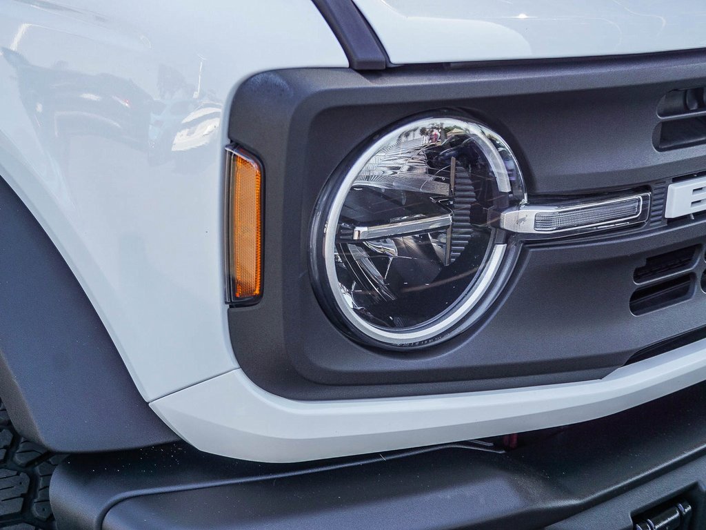 Used 2022 Ford Bronco Black Diamond image 11