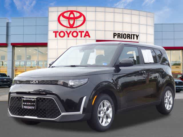 Used 2025 Kia Soul LX w/ LX Technology Package
