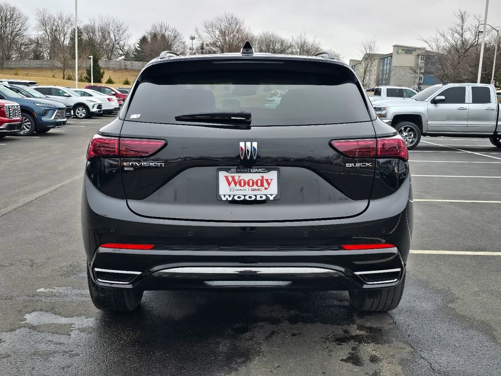 Certified 2025 Buick Envision Sport Touring image 9