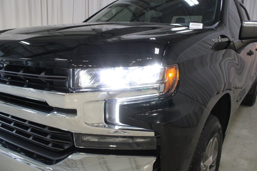 Used 2021 Chevrolet Silverado 1500 LT AWD/4WD image 32