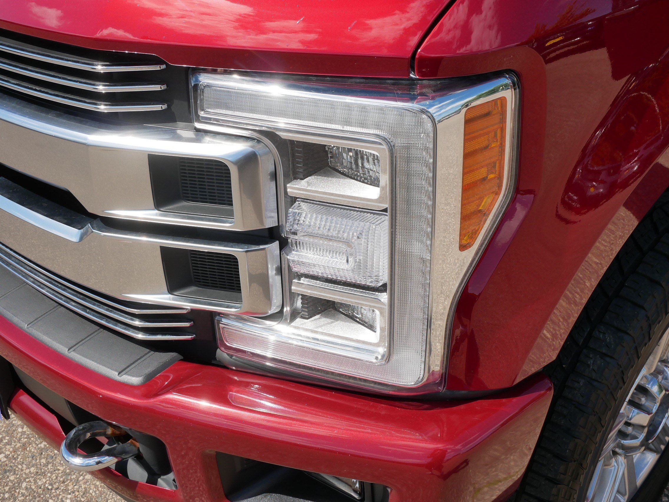 Used 2019 Ford F350 Limited w/ FX4 Off-Road Package AWD/4WD image 16