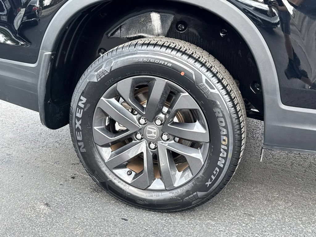 Used 2025 Honda Ridgeline Sport image 9