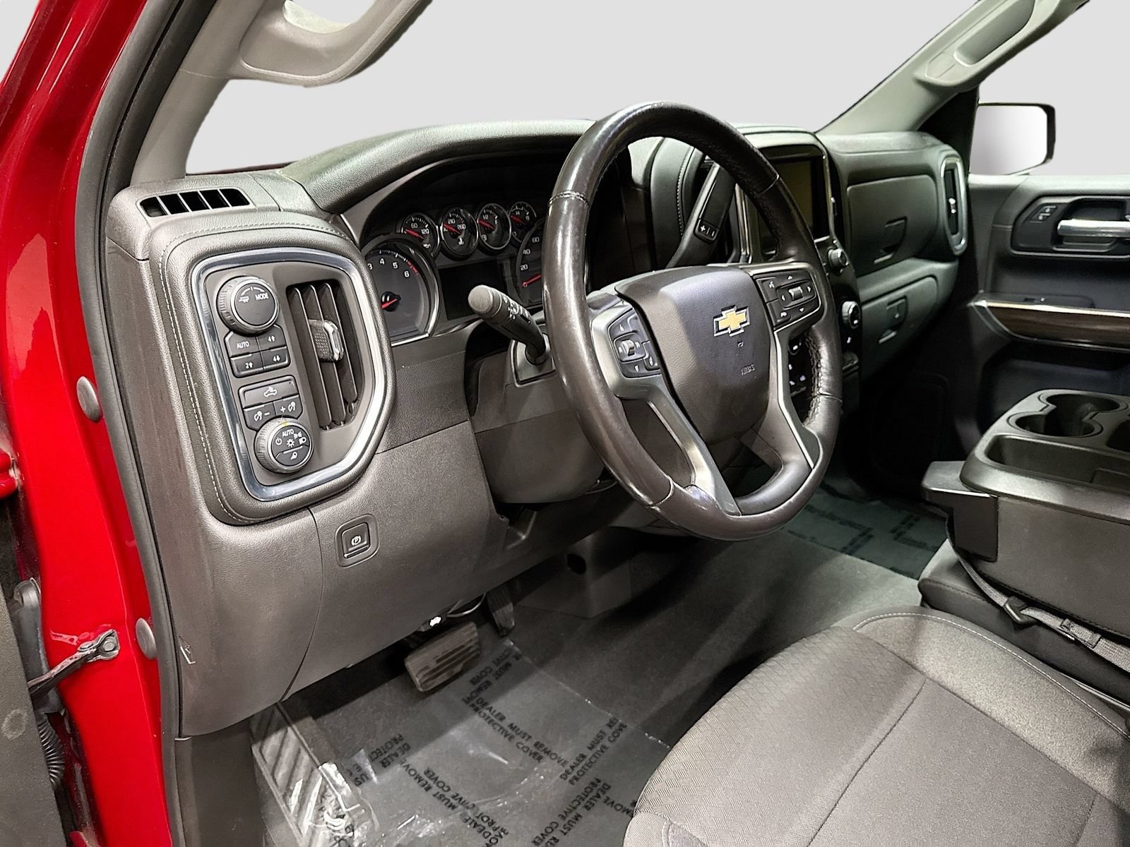 Used 2021 Chevrolet Silverado 1500 LT w/ Z71 Off-Road Package AWD/4WD image 11