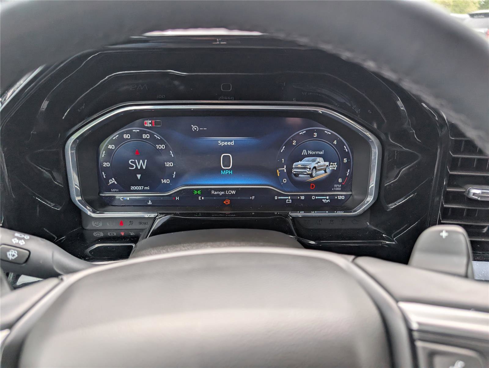 Used 2024 Chevrolet Silverado 1500 RST AWD/4WD image 30