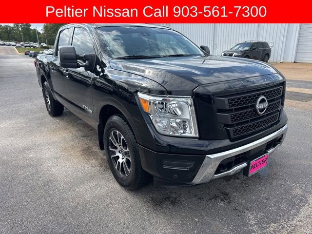 Used 2024 Nissan Titan SV w/ SV Convenience Package image 1