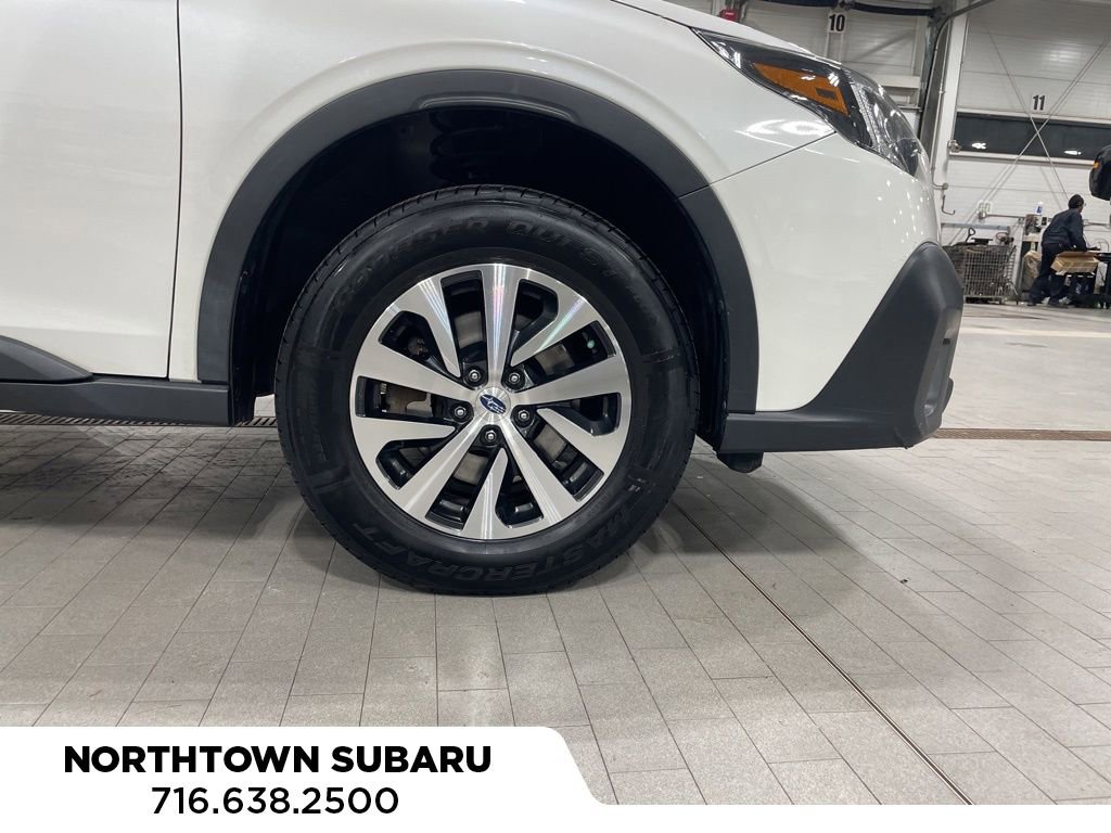 Used 2022 Subaru Outback Premium image 29