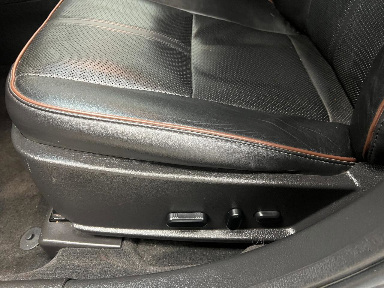 Used 2012 Lincoln MKZ FWD image 22