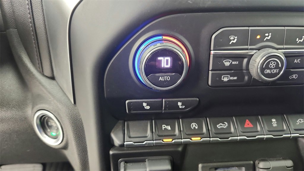 Used 2020 Chevrolet Silverado 1500 LT w/ Texas Edition image 23