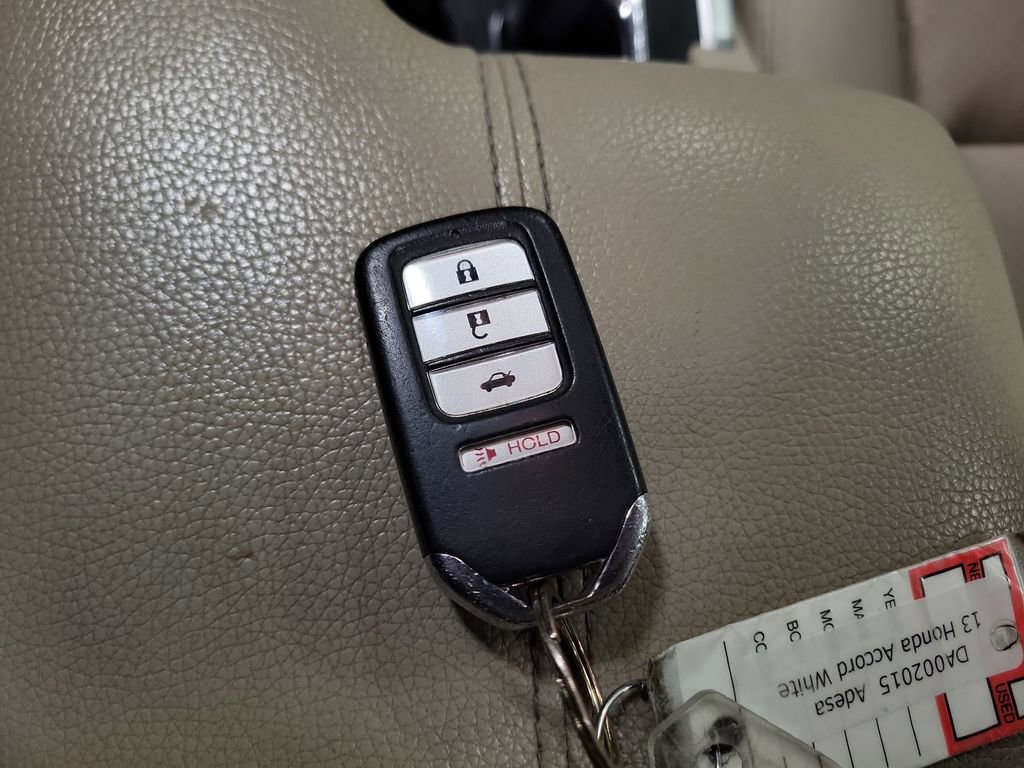 Used 2013 Honda Accord EX-L image 16