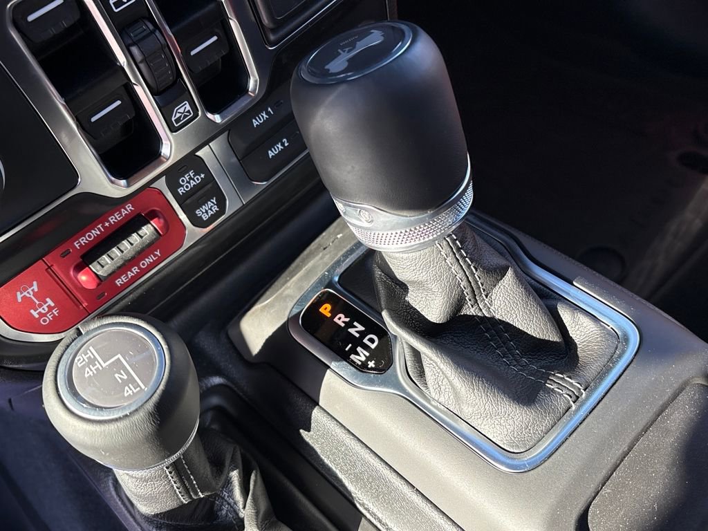 Used 2025 Jeep Wrangler Unlimited Rubicon image 28