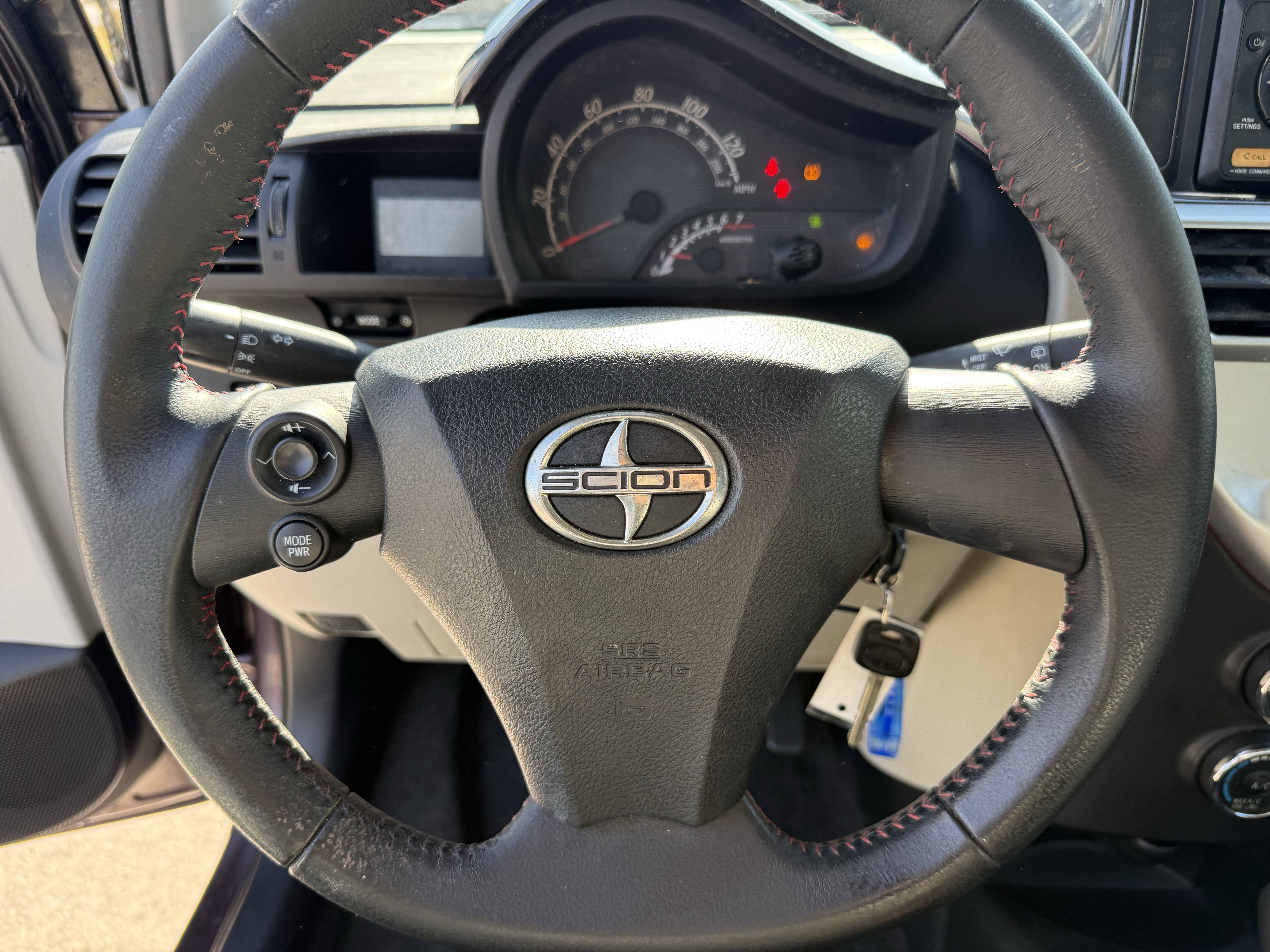 Used 2013 Scion iQ image 15