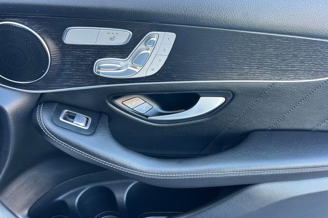 Used 2022 Mercedes-Benz GLC 300 4MATIC image 20