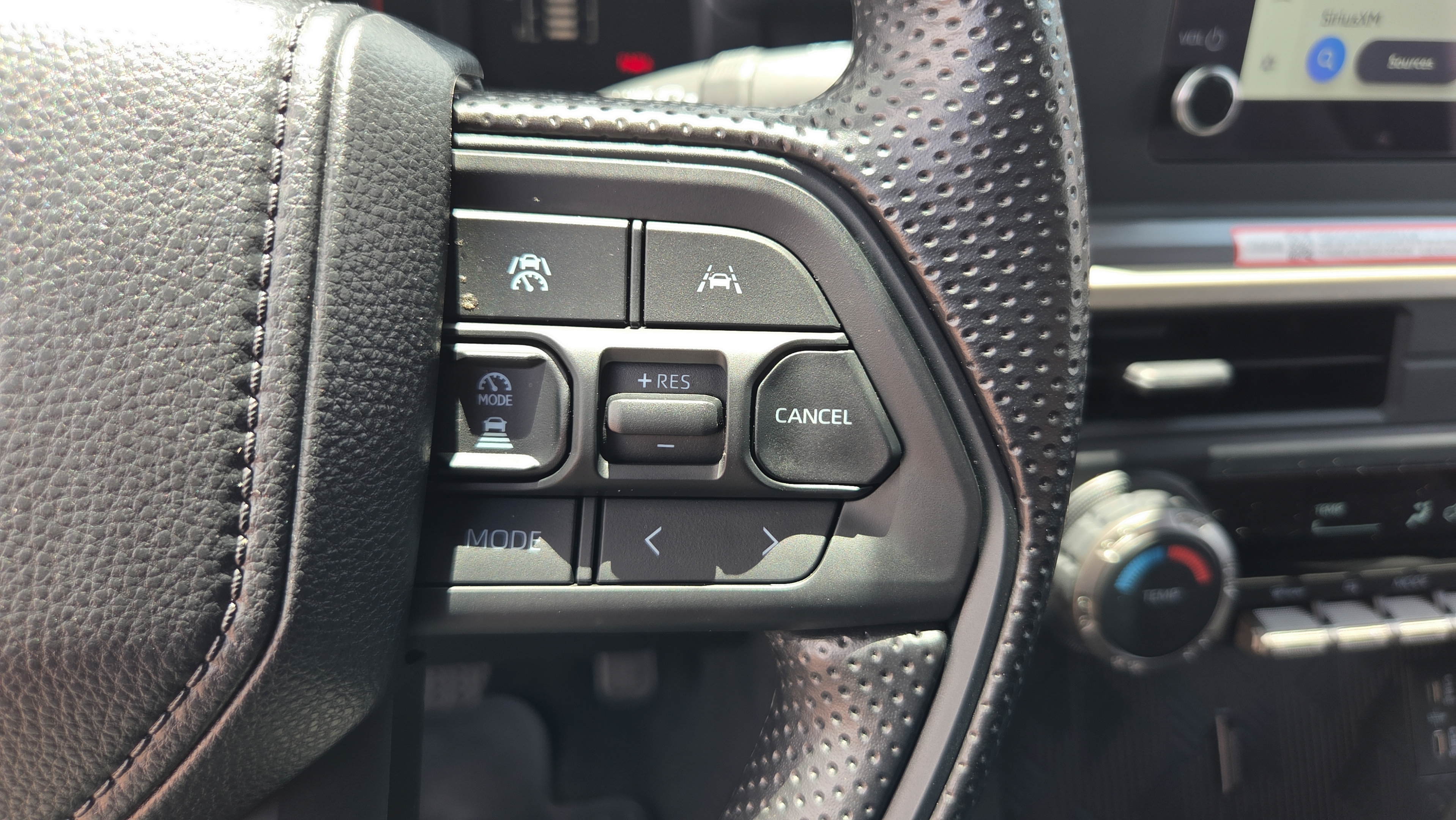 Certified 2026 Toyota Tacoma SR5 AWD/4WD image 16