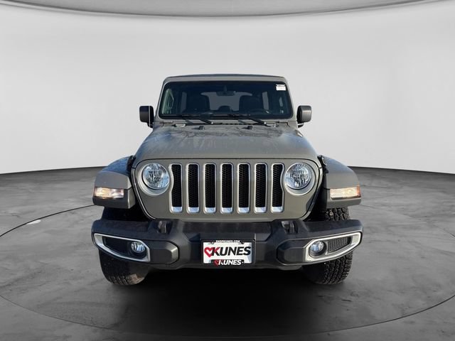 Used 2023 Jeep Wrangler Unlimited Sahara w/ Cold Weather Group AWD/4WD image 4