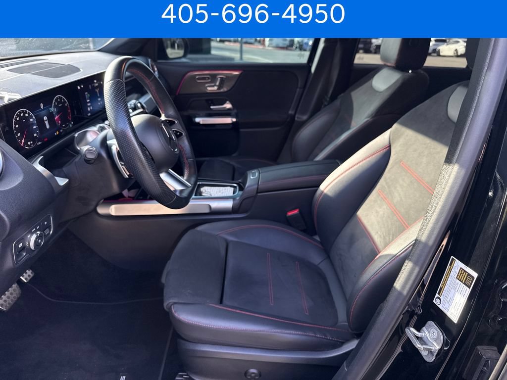 Used 2024 Mercedes-Benz GLB 250 image 11