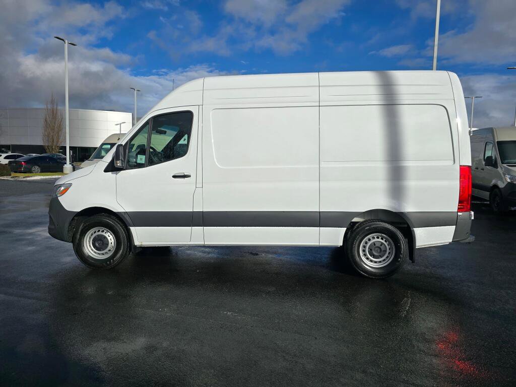 New 2025 Mercedes-Benz Sprinter 2500 image 3