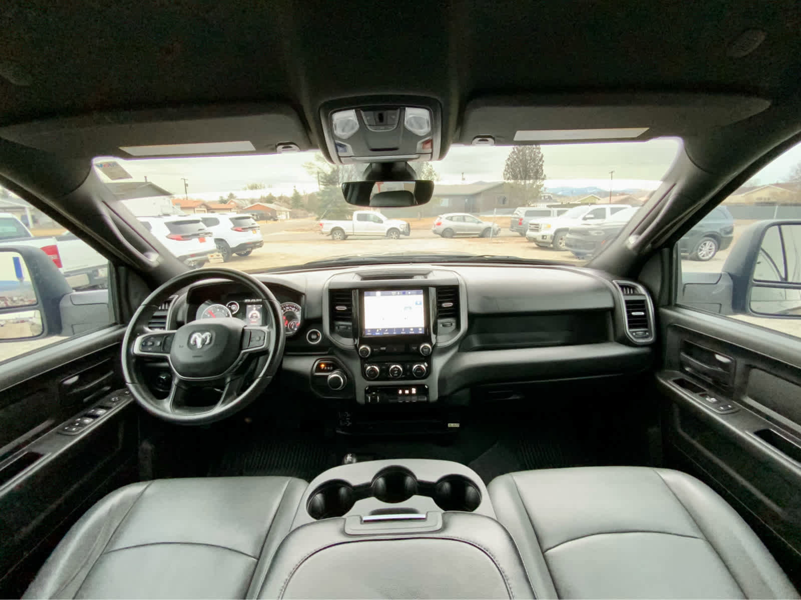 Used 2024 RAM 2500 Tradesman w/ Chrome Appearance Group image 31