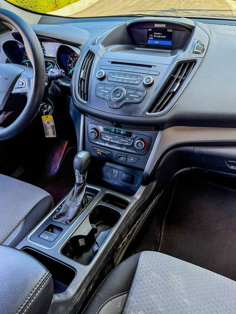 Used 2017 Ford Escape SE image 31