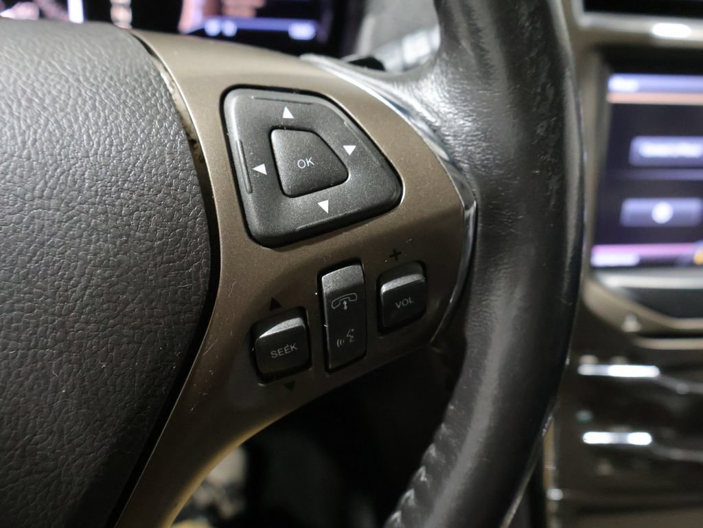 Used 2013 Lincoln MKX AWD image 32