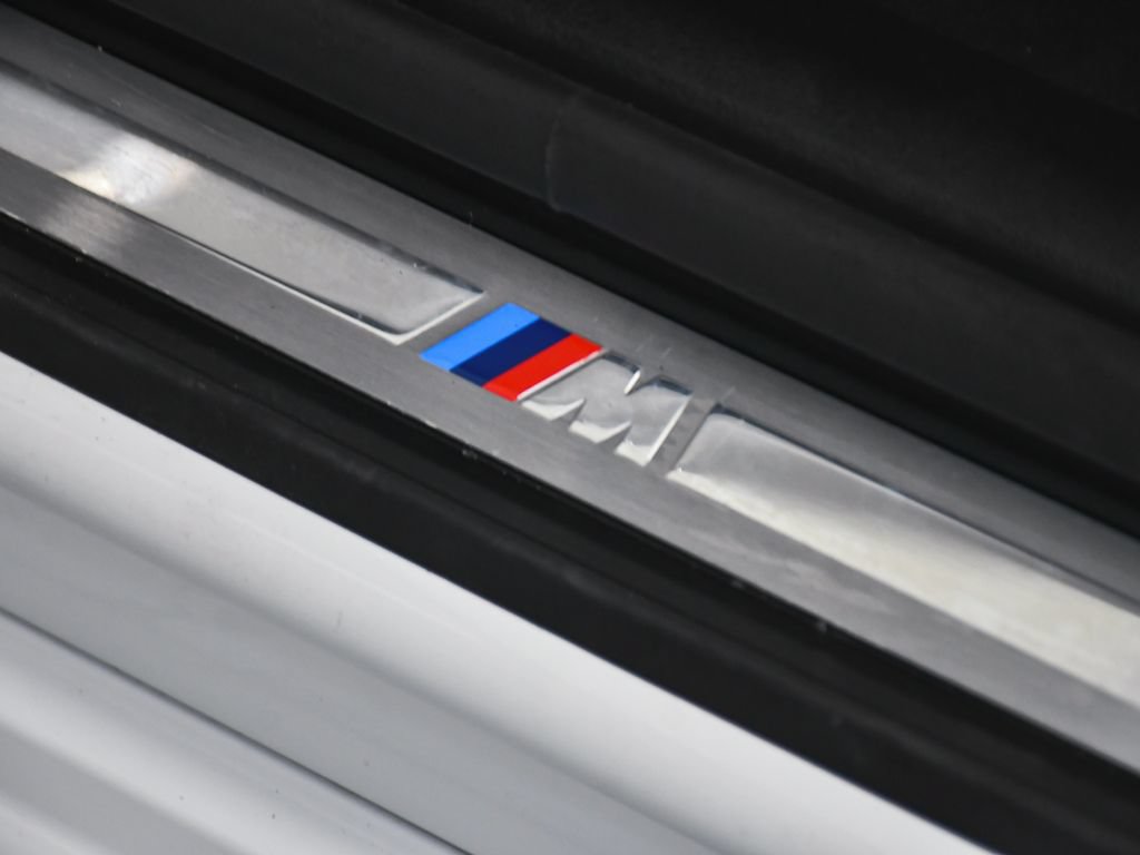 Used 2025 BMW M340i xDrive AWD/4WD image 11
