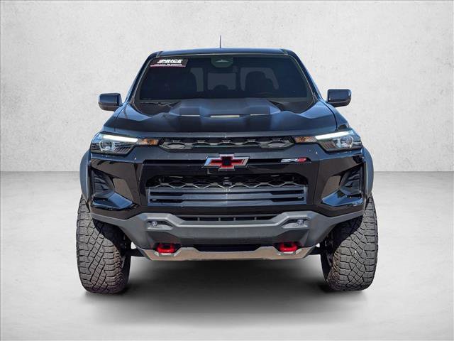 Used 2024 Chevrolet Colorado ZR2 w/ Safety Package AWD/4WD video 2