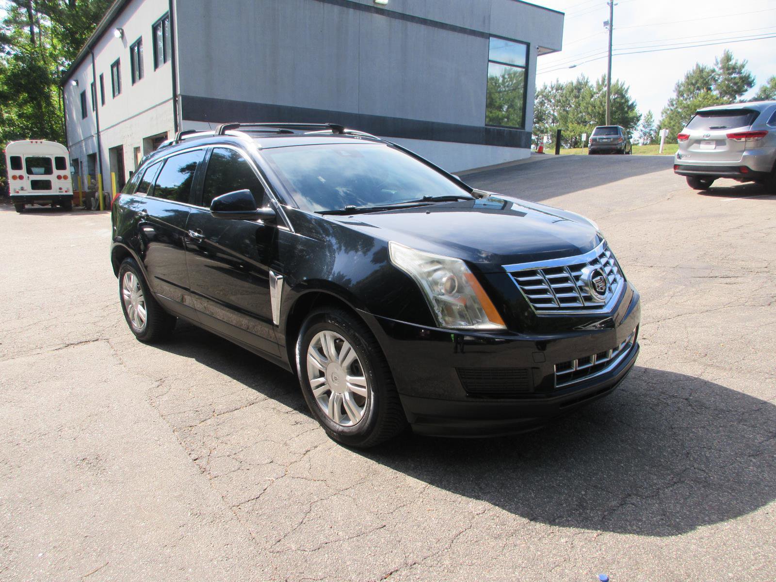Used 2016 Cadillac SRX Luxury w/ Driver Awareness Package FWD image 7