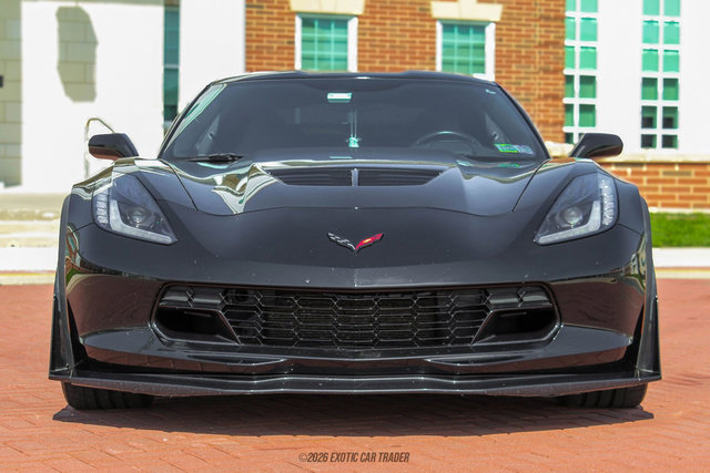 Used 2016 Chevrolet Corvette Z06 w/ Z07 Performance Package RWD image 13