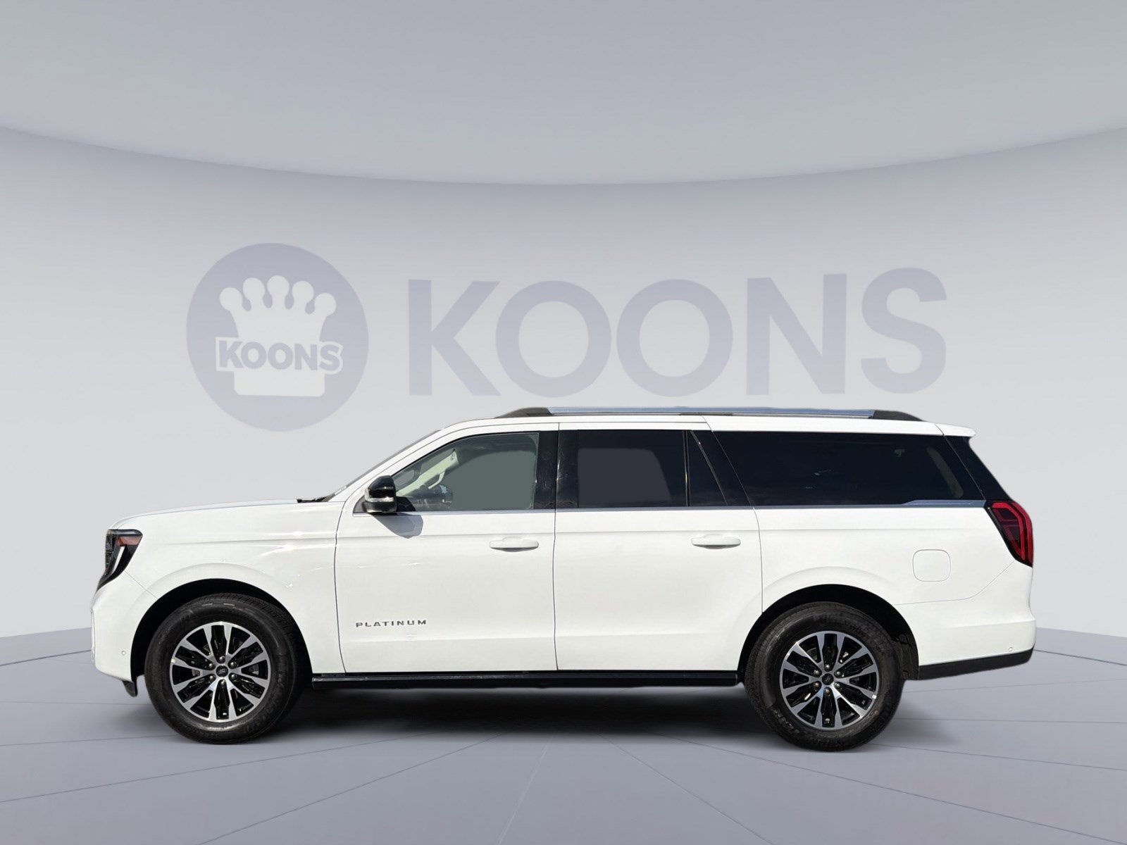 Used 2025 Ford Expedition Max Platinum AWD/4WD image 2