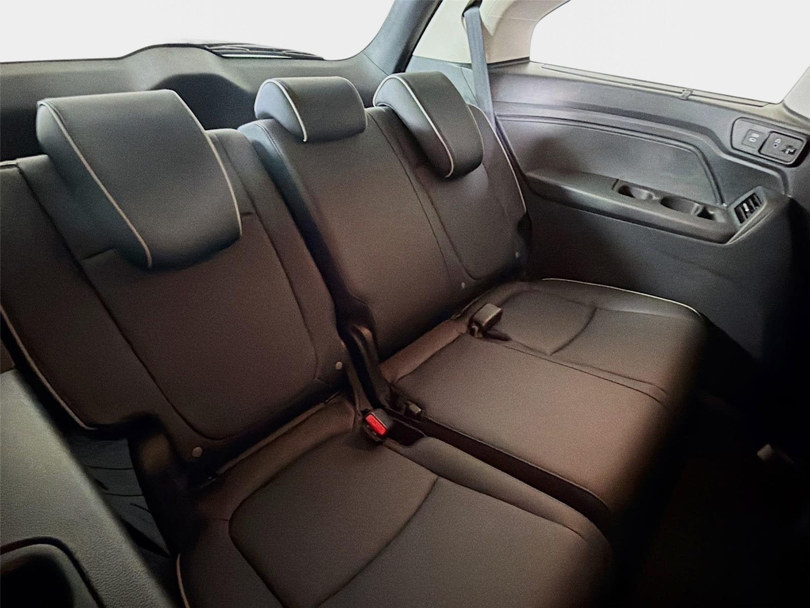 Used 2026 Honda Odyssey Touring image 29