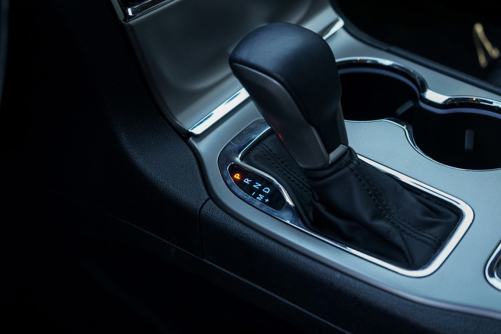 Used 2019 Jeep Grand Cherokee Limited image 18