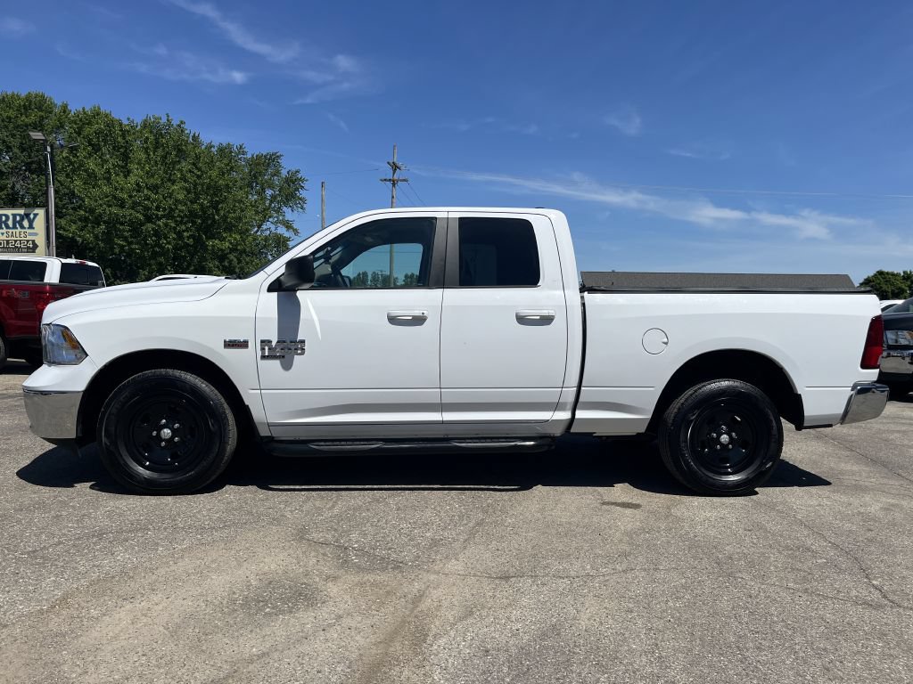 Used 2019 RAM 1500 Classic SLT AWD/4WD image 1