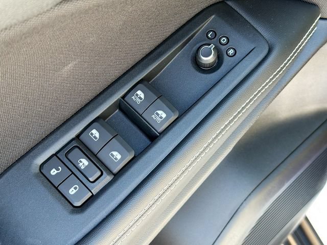 New 2026 Jeep Cherokee Laredo AWD/4WD image 17