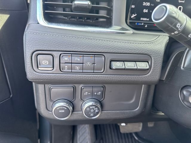 Used 2024 GMC Yukon Denali RWD image 25