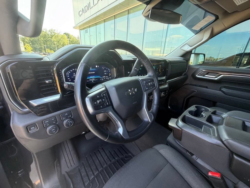 Used 2023 Chevrolet Silverado 1500 RST w/ Z71 Off-Road Package AWD/4WD image 19