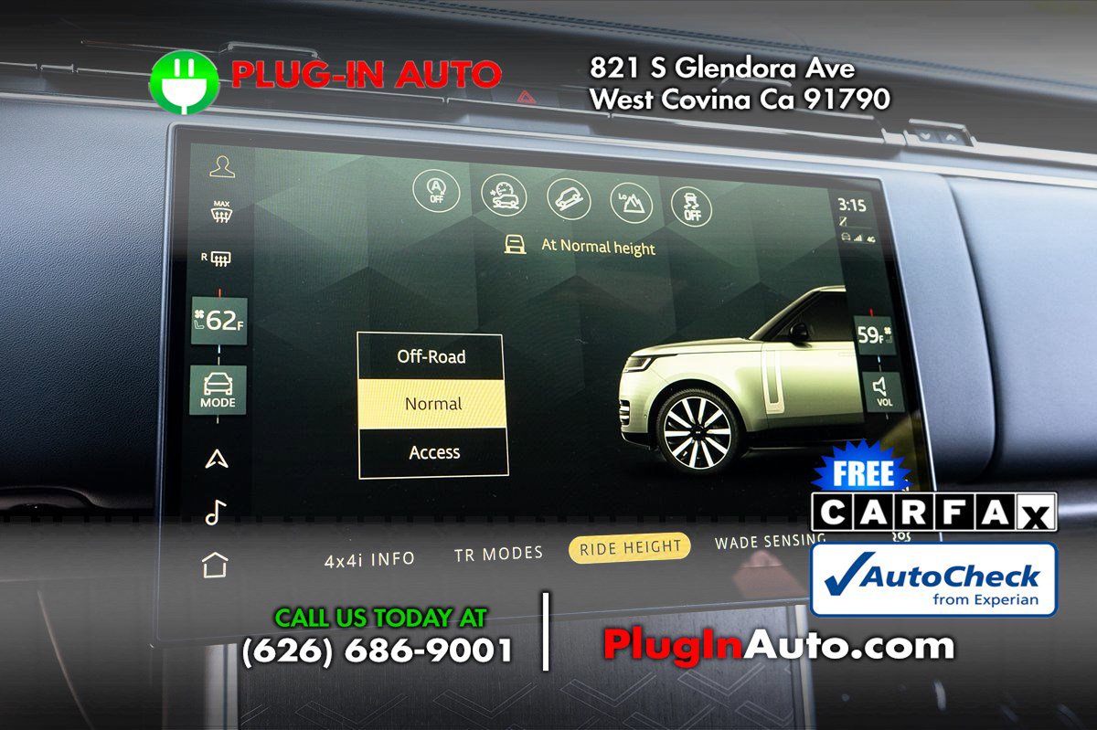 Used 2025 Land Rover Range Rover SV image 40