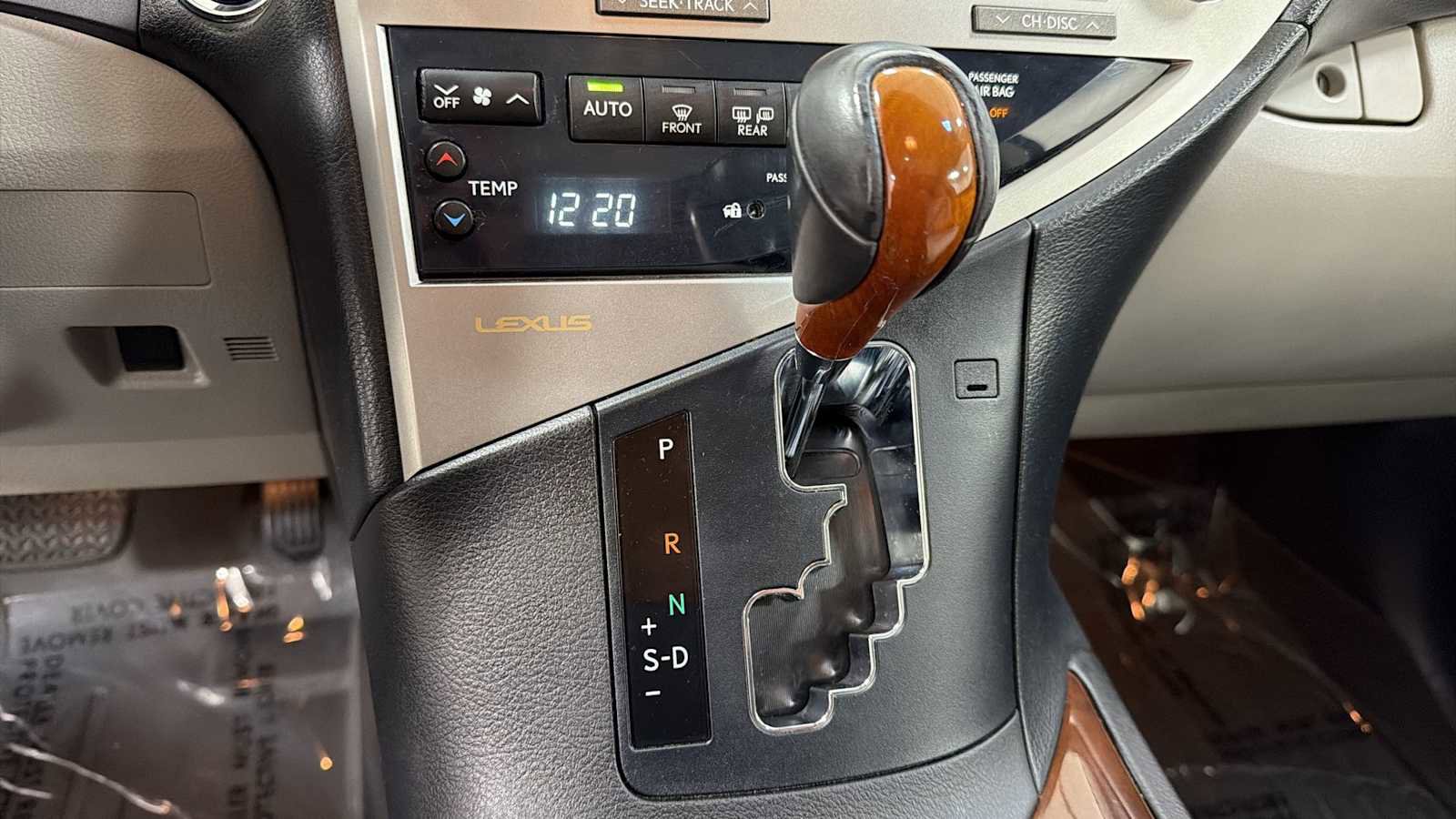 Used 2012 Lexus RX 450h AWD w/ Premium Pkg image 22
