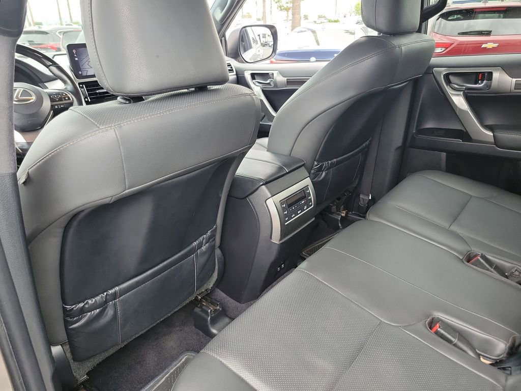 Used 2022 Lexus GX 460 Premium w/ Premium Package image 13