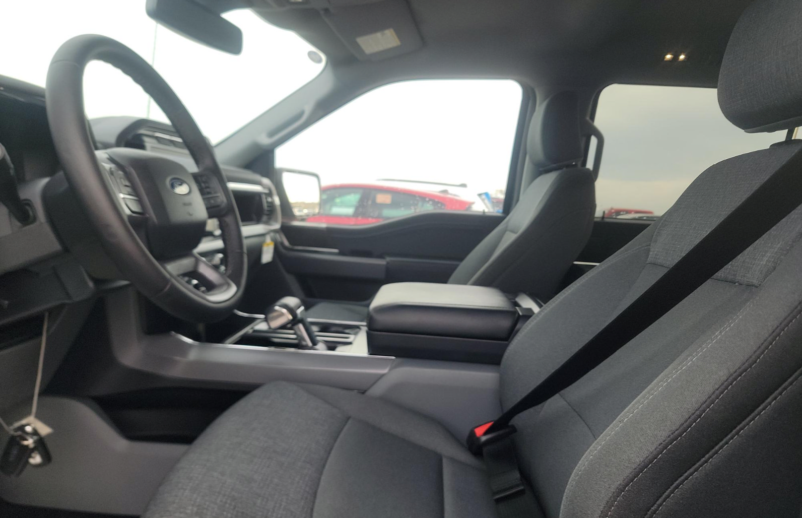 Used 2024 Ford F150 Lightning XLT AWD/4WD image 6