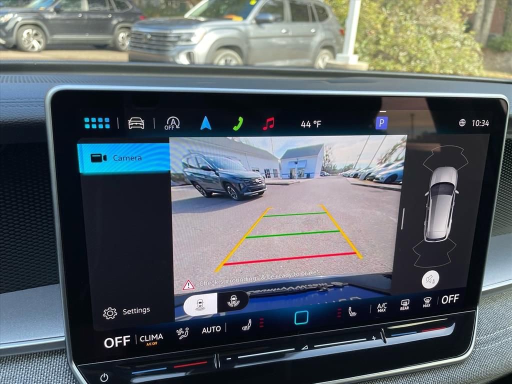 Certified 2025 Volkswagen Tiguan S image 11