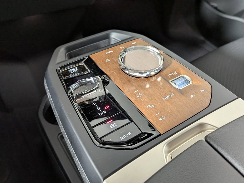 Certified 2023 BMW iX M60 w/ Executive Package image 43