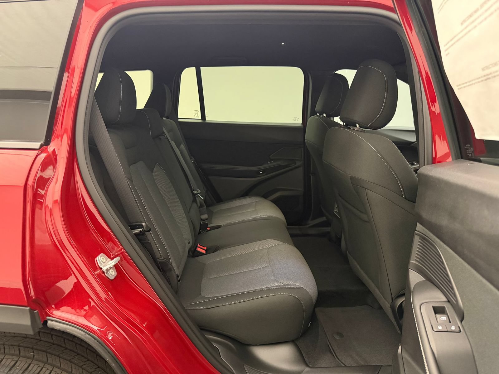 New 2026 Jeep Cherokee Laredo AWD/4WD image 24